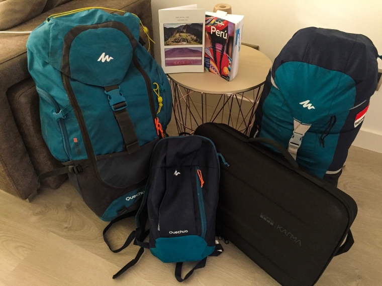 Cómo hacer la mochila para un viaje largo? – El mundo es mejor contigo